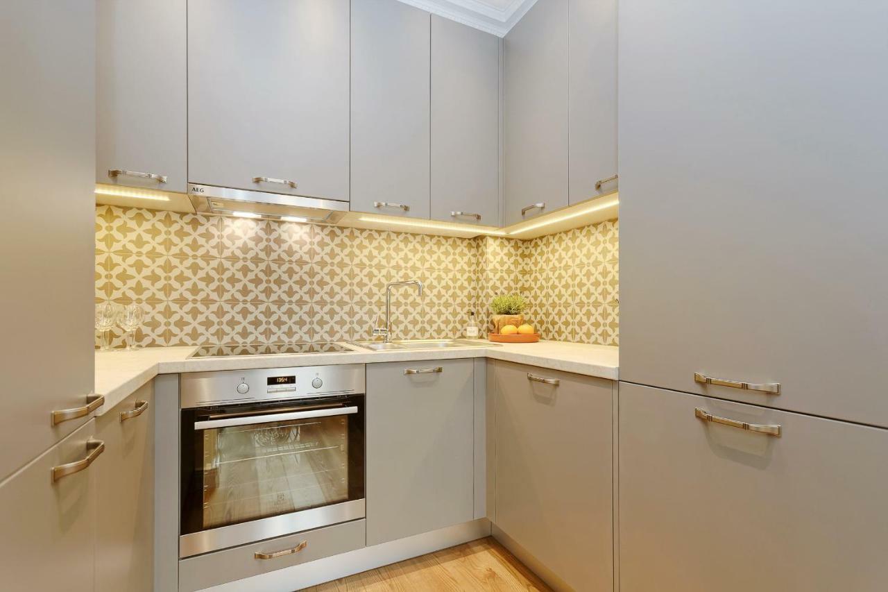 Dzirnavu Residense Apartment Riga Luaran gambar